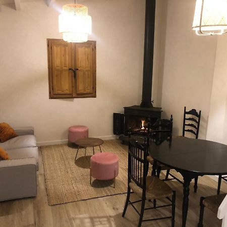 فيلا La Casita De El Montan أفيليس المظهر الخارجي الصورة